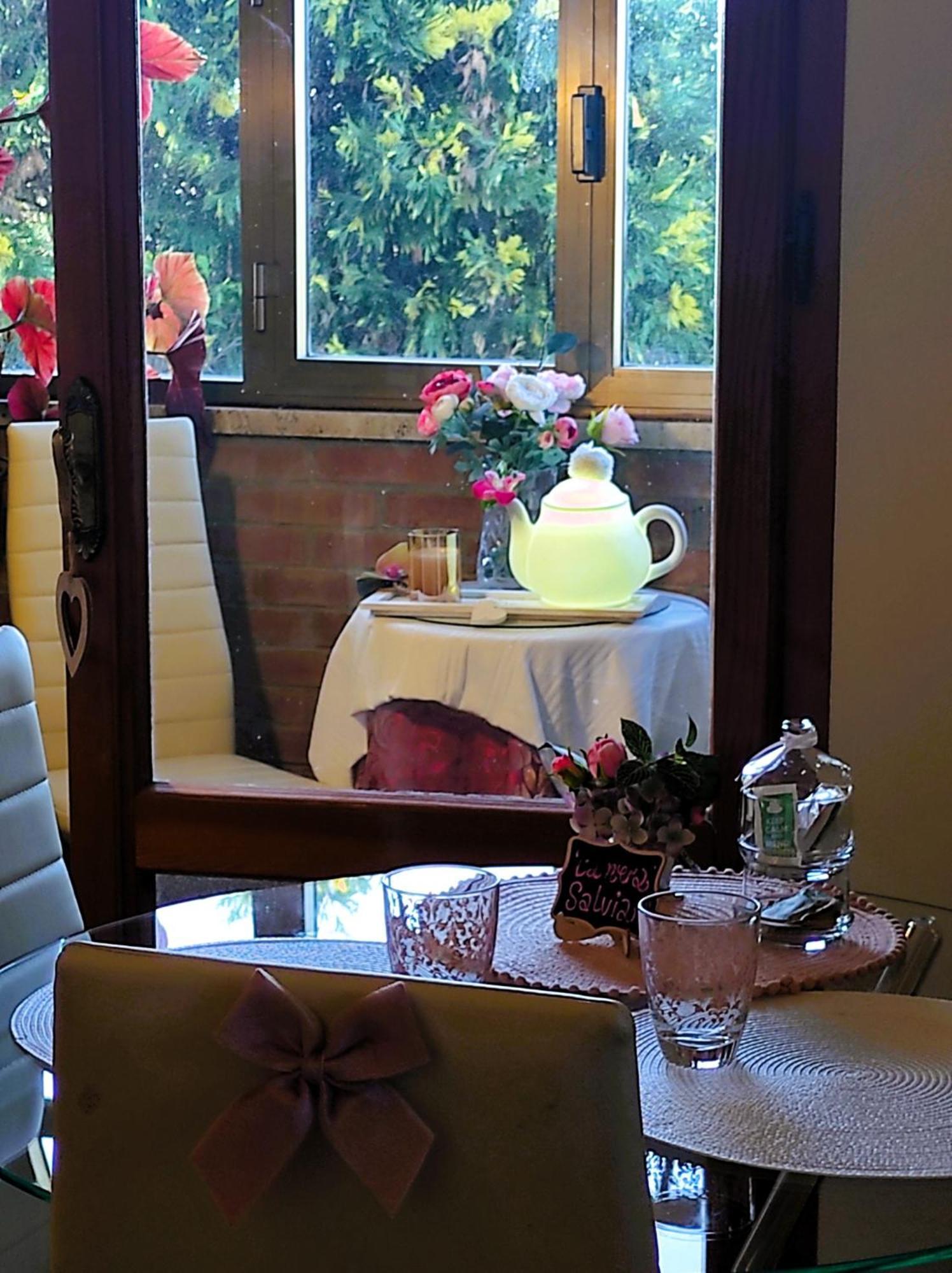 Affittacamere Casa Mac & Rose San Quirico dʼOrcia Exterior foto