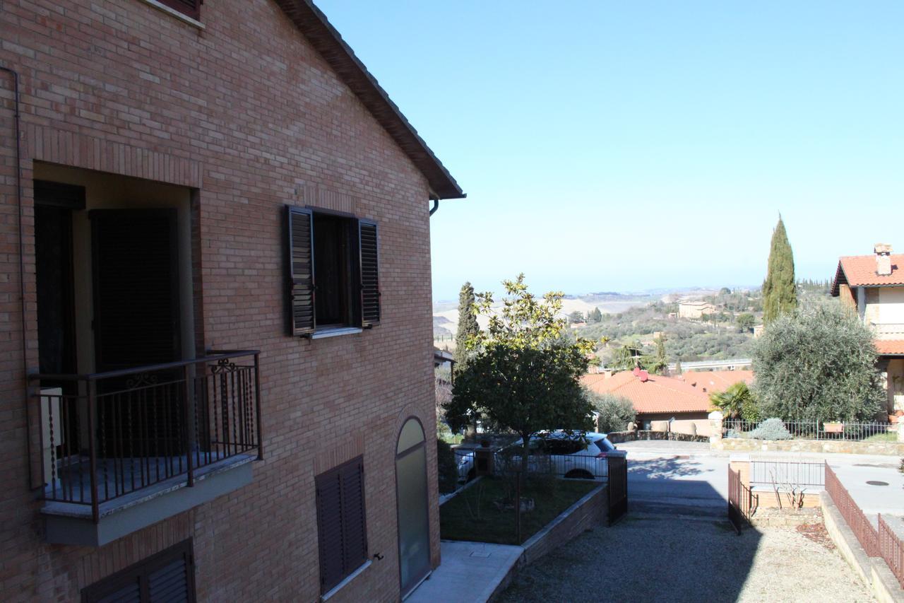Affittacamere Casa Mac & Rose San Quirico dʼOrcia Exterior foto